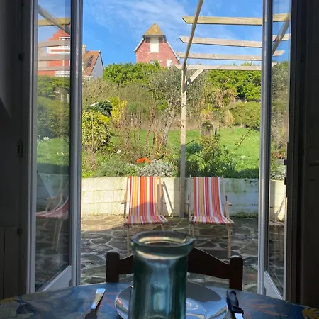 Ag45 - La Tranquillite Bleu Maison Avec Jardin Terrasse Сasa de vacaciones Ault